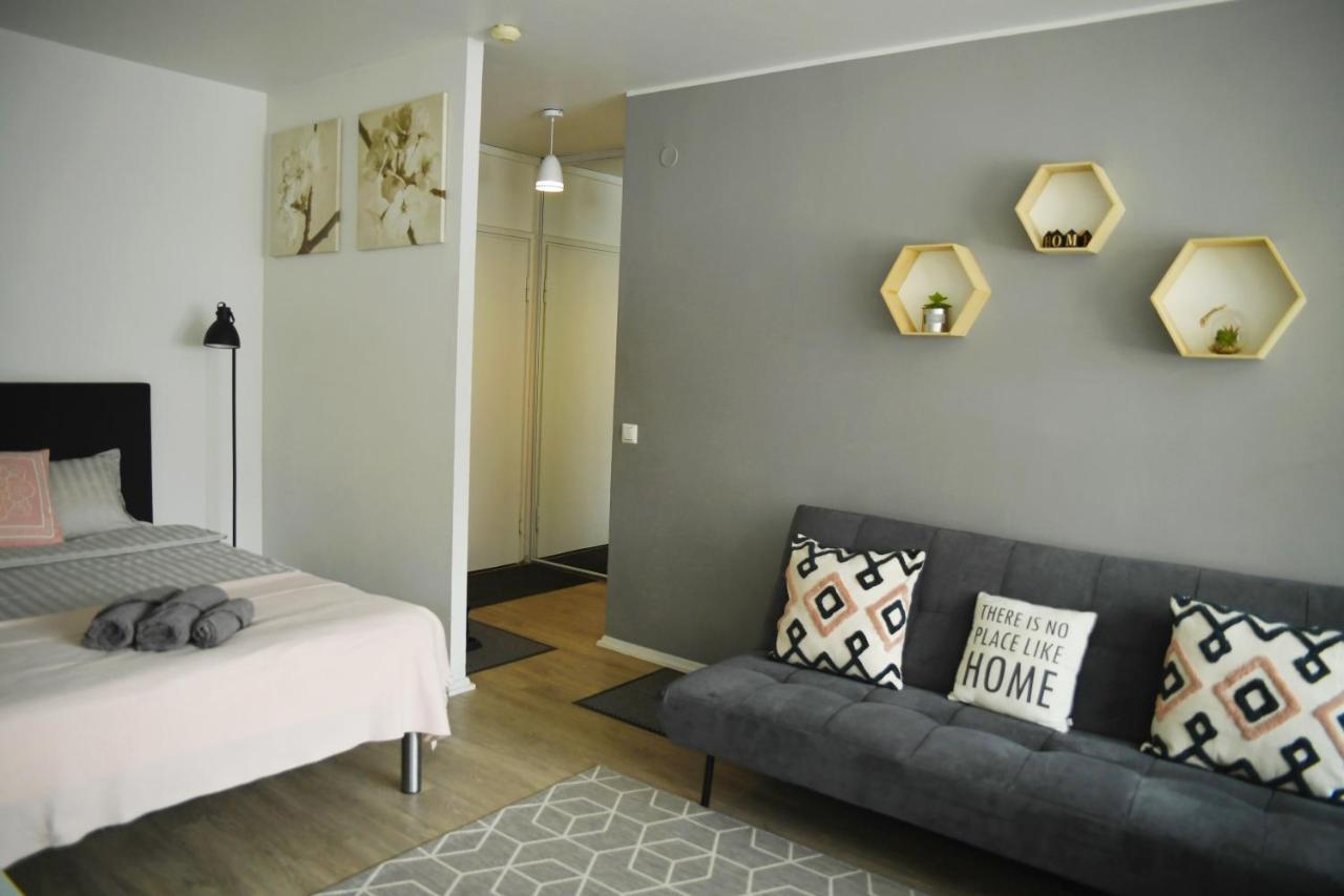 Apartment Scandinavian 17 Center Tyoemiehenkatu 2b